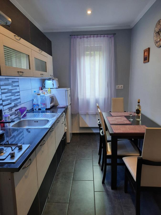 Kodaly Apartman Έγκερ Εξωτερικό φωτογραφία