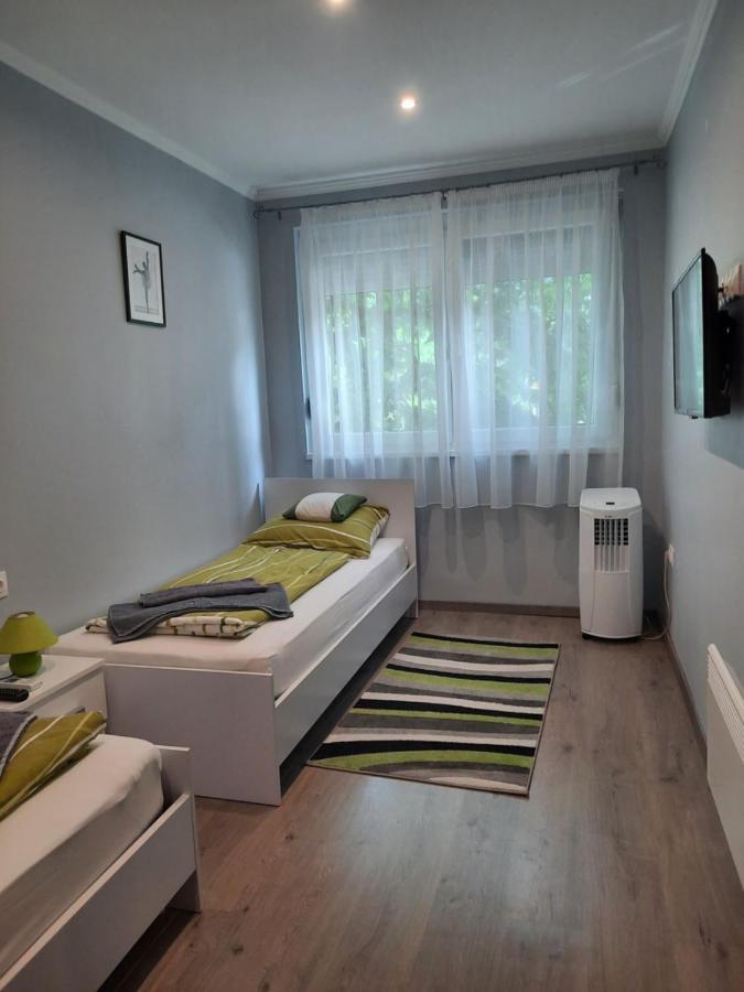 Kodaly Apartman Έγκερ Εξωτερικό φωτογραφία